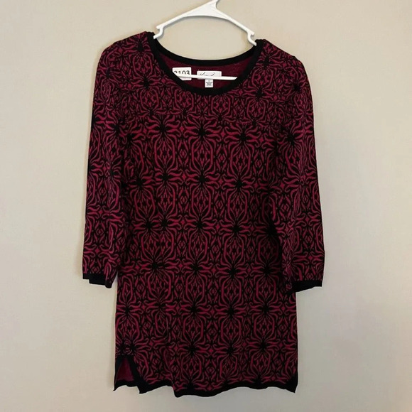 Kim Rogers Womens Red Black Sweater Tunic Large Knit Geometric Slit Long Sleeve - Picture 4 of 7